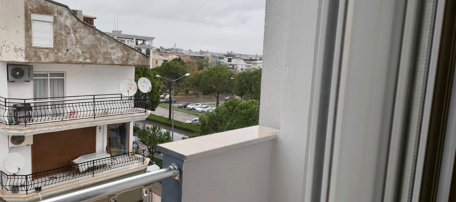 Didim Teknosa Binası’nda 3. Kat 2+1 Eşyasız Kiralık Daire